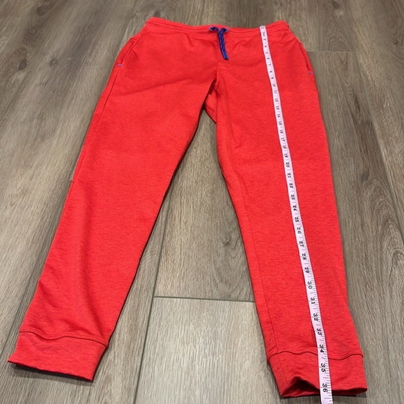 Vineyard Vines Red Jogger Pants w/Blue Drawstring Size Large (16) - Picture 5 of 14